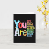 You Are Smart Brave Strong Kind Loved Motivation T Kaart (Gele Bloem)