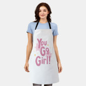 You Go Girl | Inspirerende Roze Schort (Gedragen)