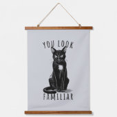 You Look Familiar Black Cat Feeling Magical Witch Hangend Wandkleed (Voorkant)