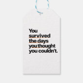 You Survived: Inspirerend overlevingscitaat afdruk Cadeaulabel (Achterkant)