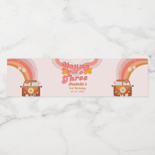 Yound Wild & Three Daisy Flower Verjaardagsfeest Waterfles Etiket (Enkel label)