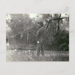 Young Aboriginal huter met speer en woomera Briefkaart