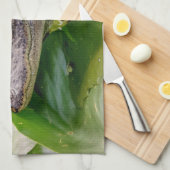 Young Alligator Theedoek (Quarter Fold)