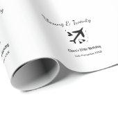 Young and twenty adventure happy birthday add name cadeaupapier (Rol Hoek)