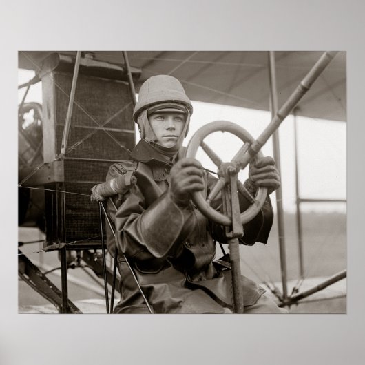 Young Aviator, 1912. foto Poster (Voorkant)