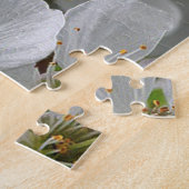 Young Brown Alpaca in White Blossom Legpuzzel (Zijkant)