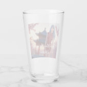 Young Cheongsam Beauty poseert voor Chinees Nieuwj Glas (Achterkant)