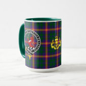 Young Clan Badge & Tartan  Mok (Voorkant links)