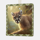 Young Cougar Wildlife Portrait Personalized Keramisch Ornament (Links)