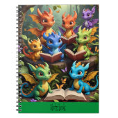 Young Dragons lezen van boeken over het Notitieboe Notitieboek (Voorkant)