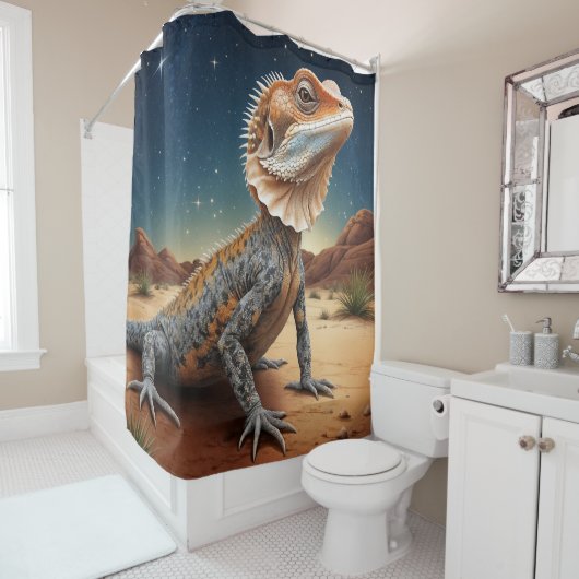 Young Frill-necked Lizard Wildlife Scene Douchegordijn (In situ)