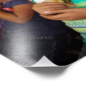 Young Girl Holding Baby Duck Foto Afdruk (Hoek)