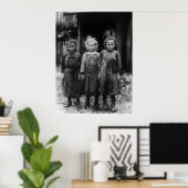 Young Girl Oyster Shuckers, begin jaren '00 Poster (Thuiskantoor)