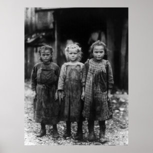 Young Girl Oyster Shuckers, begin jaren 1900 Poster