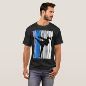 Young Girls Karate Thmed Birthday Cool Practicing T-shirt (Voorkant volledig)