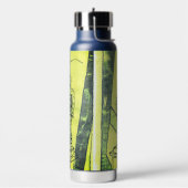 Young man waterfles (Links)