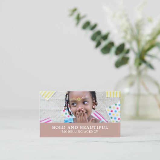 Young Model, Modelleraar, modelagent Visitekaartje (Staand voorkant)