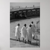Young Monks, Golden Rock Temple, Myanmar Poster (Voorkant)