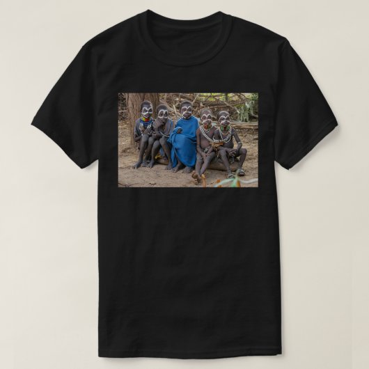 Young Mursi tribe Children Debub Omo Zone Ethiopia T-shirt (Design voorkant)