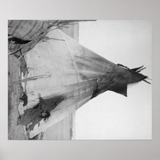 Young Oglala Indian Girl met Puppy buiten Tipi Poster (Voorkant)