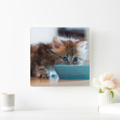 Young Persian Kitten Vierkante Klok (Huis)