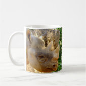 Young Rhino Koffiemok (Links)