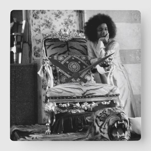 Young Sathya Sai Baba Clock Vierkante Klok (Voorkant)