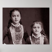 Young St. Therese of Lisieux en zus Celine. Poster (Voorkant)