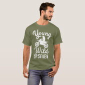 Young Wild and Seven Funny 7th Birthday Biker T-shirt (Voorkant volledig)
