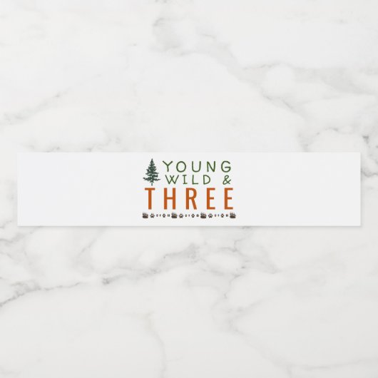 Young Wild and Three Forest Birthday Waterfles Etiket (Enkel label)