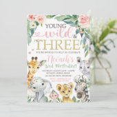 Young Wild and Three Invitation | Safari Birthday Kaart (Staand voorkant)