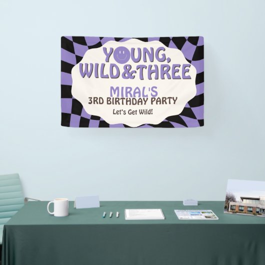 Young Wild and Three Lavender Retro 3rd Birthday Spandoek (Beurs)