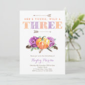 Young Wild Drie Paarse pompoen 3rd Birthday Party Kaart (Staand voorkant)