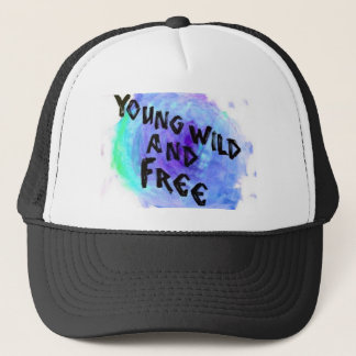 Young, Wild en Free Snapback Trucker Pet