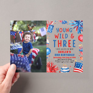 Young Wild en Three 4th July 3e Verjaardagsfeestje Acryl Uitnodigingen