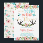 Young Wild & Three Birthday Invitation Kaart<br><div class="desc">Ze is jong en wild en ze draait er drie! Begin de derde verjaardag van je kleine wilde kind met deze mooie,  boho-gestileerde uitnodiging - compleet met waterverf bloemdetails en rustige geweien.</div>