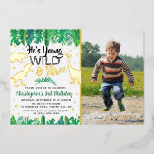 Young Wild & Three Dinosaur Boys 3rd Birthday Real Folie Uitnodiging (Voorkant)