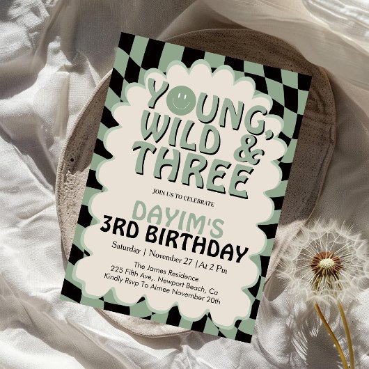Young Wild & Three Retro 3e Verjaardagsfeestje Kaart