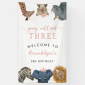 Young Wild Three Safari Theme Girl's 3e verjaardag Spandoek (Verticaal)