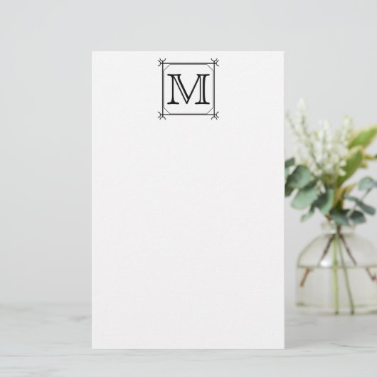 Your Letter. Custom Monogram. Black and White Briefpapier (Staand voorkant)