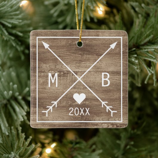 Your Rustic Elegant Monogrammed Love Heart Arrows Keramisch Ornament (Boom)