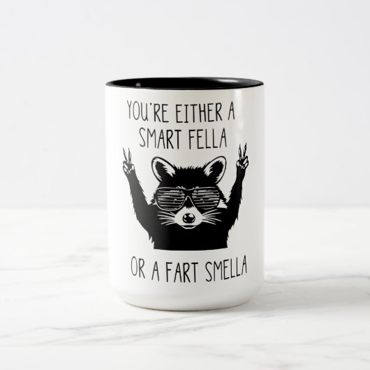 You're Either A Smart Fella or Fart Smella Tweekleurige Koffiemok (Center)