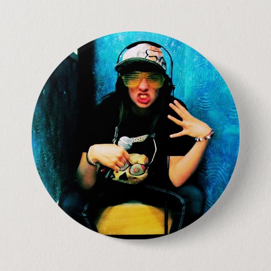 "YouWishYouBeMe" Jessie Vargas Button (Voorkant)