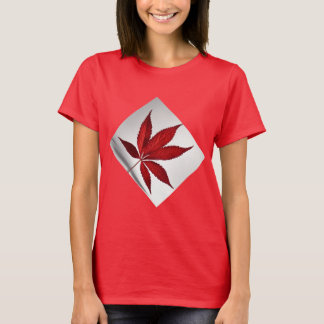 Yper Realistic Crimson Leaf Art T-shirt. T-shirt