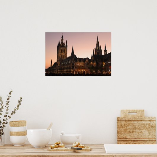 Ypres Cloth Hall, België bij nacht Poster (Keuken)