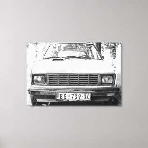 Yugo, oude joegoslavische auto canvas afdruk