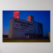 Yukon' Best Flour Mill Neon Sign At Dusk Poster (Voorkant)