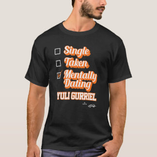 Yuli Gurriel met eenmalig gebruik T-shirt