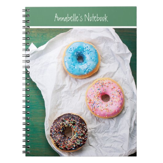 Yum Donuts Persoonlijke School Notitieboek (Voorkant)