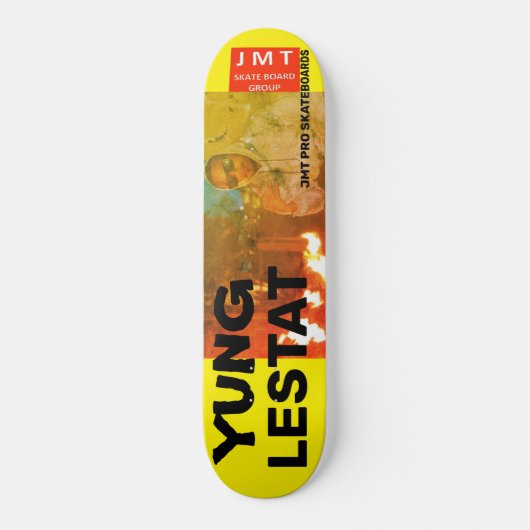 YUNG LESTAT OFFICIEEL Skateboard (Voorkant)